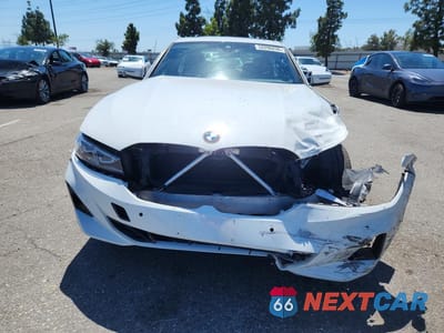 Piąte zdjęcie samochodu w środku: 2023 BMW 330I VIN:3MW69FF01P8C99344 - miniatura