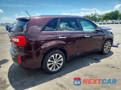 Trzecie zdjęcie samochodu z tyłu: 2015 KIA SORENTO SX VIN:5XYKW4A70FG577317 - miniatura