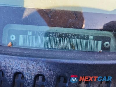 Zdjęcie 13 z 13 samochodu: 2005 GMC YUKON XL DENALI VIN:1GKFK66U55J266752 - miniatura