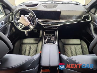 Zdjęcie 8 z 13 samochodu: 2026 BMW X5 XDRIVE40I VIN:5UX23EU0XT9225855 - miniatura