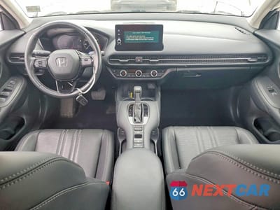 Zdjęcie 8 z 13 samochodu: 2025 HONDA HR-V EXL VIN:3CZRZ2H78SM702121 - miniatura