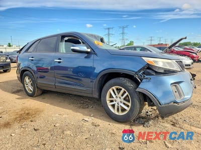 Czwarte zdjęcie samochodu z boku: 2014 KIA SORENTO LX VIN:5XYKT3A69EG446220 - miniatura