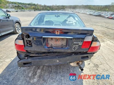 Zdjęcie 6 z 12 samochodu: 1997 HONDA ACCORD LX VIN:1HGCD563XVA083522 - miniatura