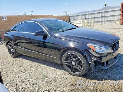 Czwarte zdjęcie samochodu z boku: 2014 MERCEDES-BENZ E 350 VIN:WDDKJ5KB1EF276201 - miniatura