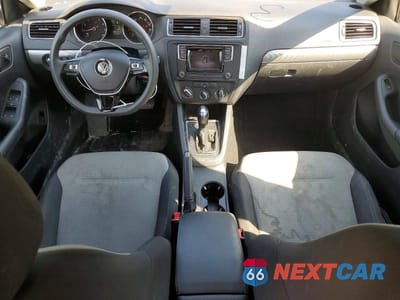 Zdjęcie 8 z 13 samochodu: 2017 VOLKSWAGEN JETTA S VIN:3VW2B7AJ2HM266774 - miniatura