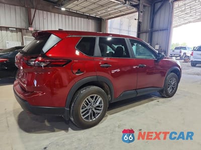 Trzecie zdjęcie samochodu z tyłu: 2026 NISSAN ROGUE S VIN:5N1BT3AB5TC700886 - miniatura