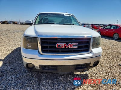 Piąte zdjęcie samochodu w środku: 2008 GMC SIERRA C1500 VIN:3GTEC13J28G282172 - miniatura