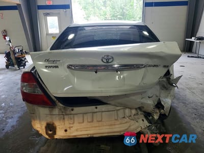 Zdjęcie 6 z 12 samochodu: 2003 TOYOTA CAMRY XLE V6 VIN:JTDBF30K430112363 - miniatura