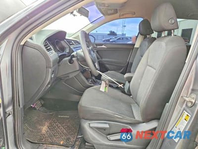 Zdjęcie 7 z 14 samochodu: 2018 VOLKSWAGEN TIGUAN S VIN:3VV1B7AX2JM065855 - miniatura