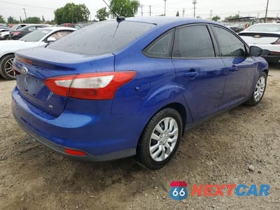 Trzecie zdjęcie samochodu z tyłu: 2012 FORD FOCUS SE VIN:1FAHP3F20CL455920 - miniatura