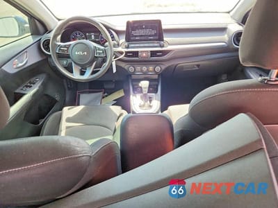 Zdjęcie 8 z 13 samochodu: 2024 KIA FORTE LXS VIN:3KPF24AD3RE761817 - miniatura