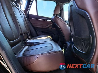 Zdjęcie 11 z 13 samochodu: 2018 BMW X1 XDRIVE28I VIN:WBXHT3C32J5L27816 - miniatura