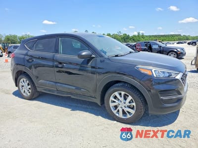 Czwarte zdjęcie samochodu z boku: 2020 HYUNDAI TUCSON SE VIN:KM8J2CA46LU204201 - miniatura