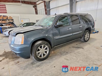 2008 GMC YUKON XL DENALI 1GKFK66858J228798 - główne zdjęcie licytacji z USA - miniatura
