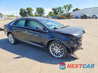 Czwarte zdjęcie samochodu z boku: 2014 CADILLAC XTS VSPORT PLATINUM VIN:2G61W5S83E9242493 - miniatura