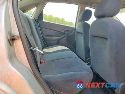 Zdjęcie 10 z 12 samochodu: 2001 FORD FOCUS SE VIN:1FAFP34331W161099 - miniatura