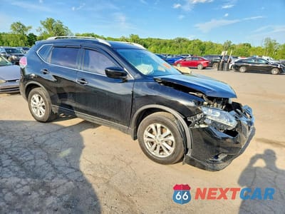 Czwarte zdjęcie samochodu z boku: 2016 NISSAN ROGUE S VIN:KNMAT2MV8GP604975 - miniatura