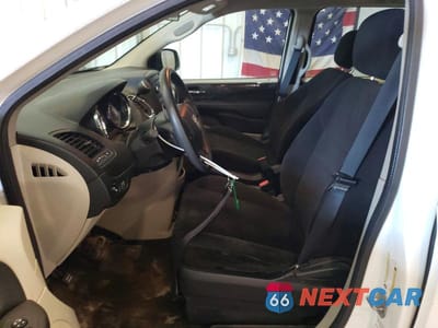 Zdjęcie 7 z 13 samochodu: 2013 DODGE GRAND CARAVAN SE VIN:2C4RDGBG1DR603033 - miniatura