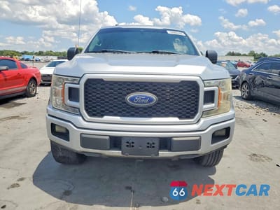 Piąte zdjęcie samochodu w środku: 2019 FORD F150 SUPERCREW VIN:1FTEW1CP6KFA29747 - miniatura