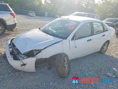 2004 FORD FOCUS SE COMFORT 1FAFP34364W174742 - główne zdjęcie licytacji z USA - miniatura