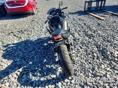 Czwarte zdjęcie samochodu z boku: 2025 KAWASAKI EX650 R VIN:ML5EXER18SDAG4219 - miniatura