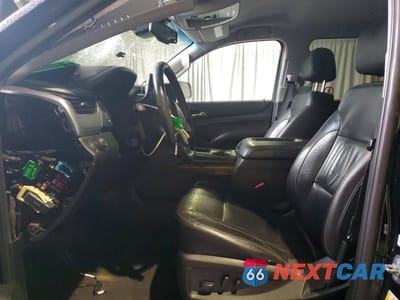 Zdjęcie 7 z 14 samochodu: 2019 CHEVROLET SUBURBAN C1500 LT VIN:1GNSCHKC0KR130159 - miniatura