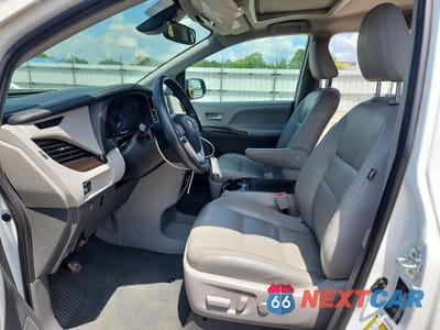 Zdjęcie 7 z 13 samochodu: 2020 TOYOTA SIENNA XLE 7-PASSENGER VIN:5TDDZ3DC5LS235721 - miniatura
