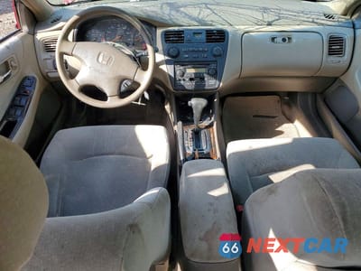 Zdjęcie 8 z 12 samochodu: 2002 HONDA ACCORD SE VIN:1HGCG56752A012945 - miniatura