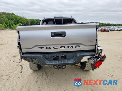 Zdjęcie 6 z 12 samochodu: 2018 TOYOTA TACOMA TRD OFF-ROAD VIN:3TMCZ5AN5JM165695 - miniatura