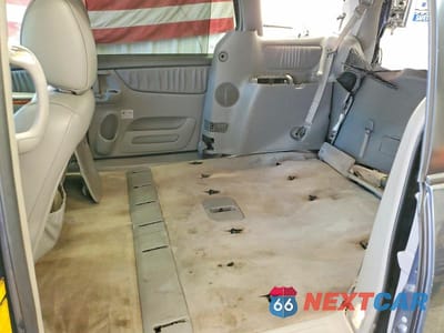 Zdjęcie 11 z 13 samochodu: 2009 TOYOTA SIENNA VIN:5TDZK22C89S258474 - miniatura