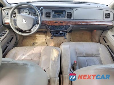Zdjęcie 8 z 12 samochodu: 2006 MERCURY GRAND MARQUIS LS VIN:2MEHM75V96X609178 - miniatura