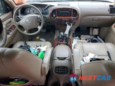 Zdjęcie 8 z 13 samochodu: 2004 TOYOTA SEQUOIA SR5 VIN:5TDBT44AX4S233302 - miniatura