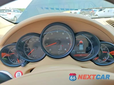 Zdjęcie 9 z 13 samochodu: 2013 PORSCHE CAYENNE VIN:WP1AA2A26DLA01895 - miniatura