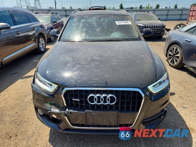Piąte zdjęcie samochodu w środku: 2015 AUDI Q3 PRESTIGE VIN:WA1GFCFS7FR009123 - miniatura