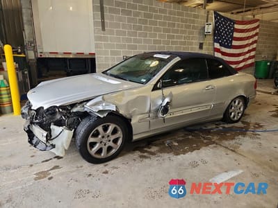 2004 MERCEDES-BENZ CLK 320 WDBTK65GX4T030948 - główne zdjęcie licytacji z USA - miniatura
