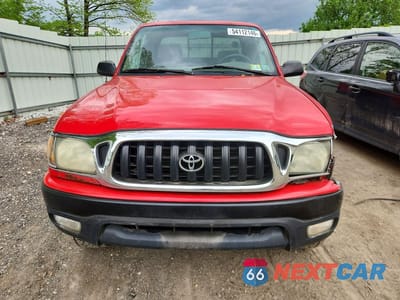 Piąte zdjęcie samochodu w środku: 2002 TOYOTA TACOMA XTRACAB VIN:5TEWM72N02Z059858 - miniatura