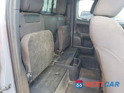 Zdjęcie 10 z 12 samochodu: 2019 TOYOTA TACOMA TRD OFF-ROAD VIN:5TFSZ5AN5KX183945 - miniatura