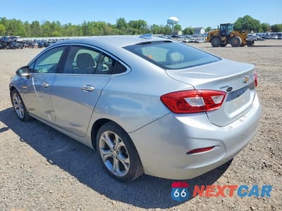 Drugie zdjęcie samochodu z przodu: 2017 CHEVROLET CRUZE PREMIER VIN:1G1BF5SM8H7105692 - miniatura
