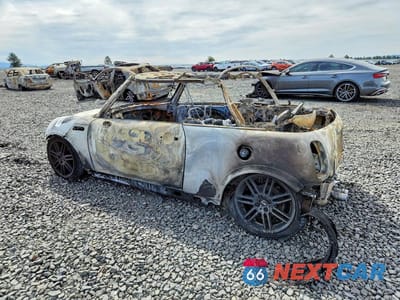 Drugie zdjęcie samochodu z przodu: 2005 MINI COOPER S VIN:WMWRH33455TF83252 - miniatura