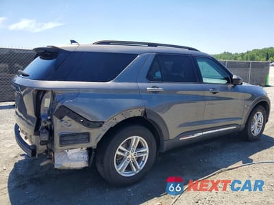 Trzecie zdjęcie samochodu z tyłu: 2021 FORD EXPLORER XLT VIN:1FMSK8DH0MGA00980 - miniatura