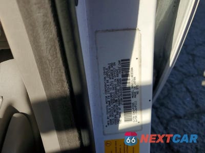 Zdjęcie 12 z 12 samochodu: 2003 TOYOTA PRIUS BASE VIN:JT2BK18U030073589 - miniatura