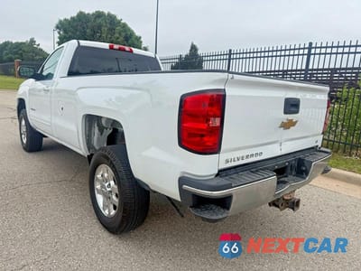Trzecie zdjęcie samochodu z tyłu: 2015 CHEVROLET SILVERADO C2500 HEAVY DUTY LT VIN:1GC0CVEG0FZ533089 - miniatura