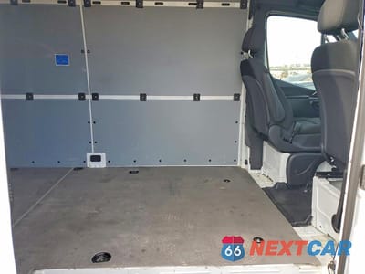 Zdjęcie 11 z 13 samochodu: 2022 MERCEDES-BENZ SPRINTER 2500 VIN:W1Y4EDHY8NT106640 - miniatura