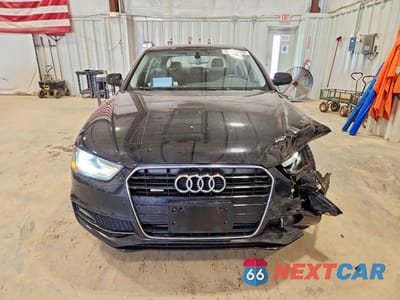 Piąte zdjęcie samochodu w środku: 2016 AUDI A4 VIN:WAUFFAFL3GN017658 - miniatura
