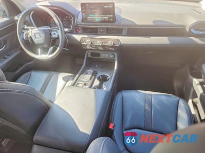 Zdjęcie 8 z 13 samochodu: 2025 HONDA PILOT TOURING VIN:5FNYG1H79SB187166 - miniatura