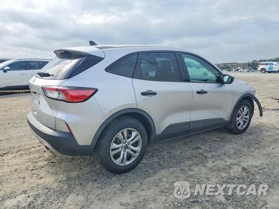 Trzecie zdjęcie samochodu z tyłu: 2020 FORD ESCAPE S VIN:1FMCU0F65LUB73468 - miniatura