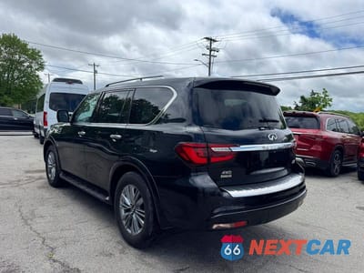 Trzecie zdjęcie samochodu z tyłu: 2020 INFINITI QX80 LUXE VIN:JN8AZ2NE8L9255512 - miniatura