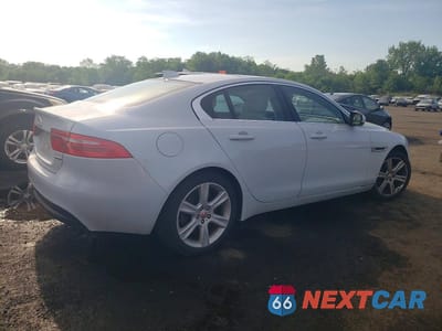 Trzecie zdjęcie samochodu z tyłu: 2017 JAGUAR XE PRESTIGE VIN:SAJAK4BN9HA971696 - miniatura