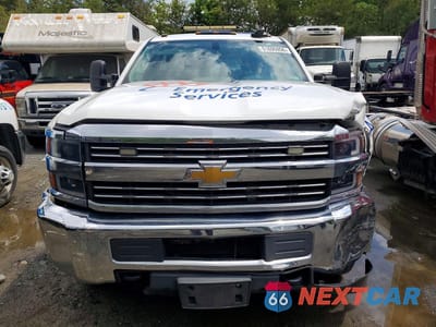 Piąte zdjęcie samochodu w środku: 2015 CHEVROLET SILVERADO K2500 HEAVY DUTY VIN:1GB0KUEG1FZ502872 - miniatura