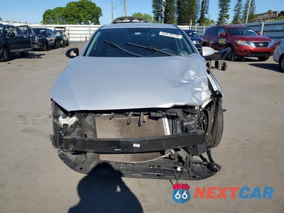 Piąte zdjęcie samochodu w środku: 2017 HYUNDAI ELANTRA SE VIN:KMHD74LF3HU357922 - miniatura
